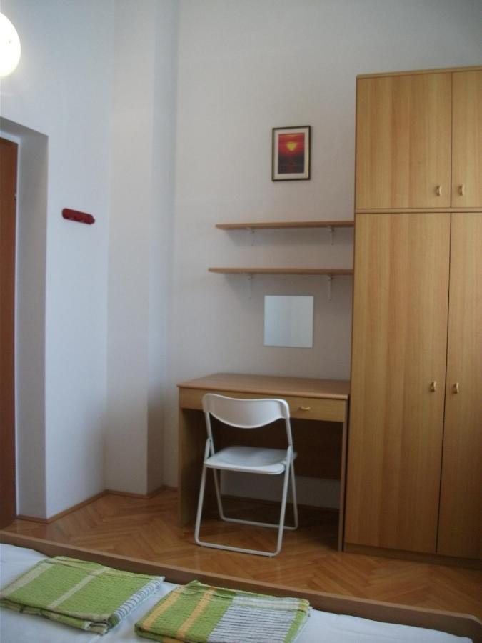 Apartments Mrak Punat Exterior photo